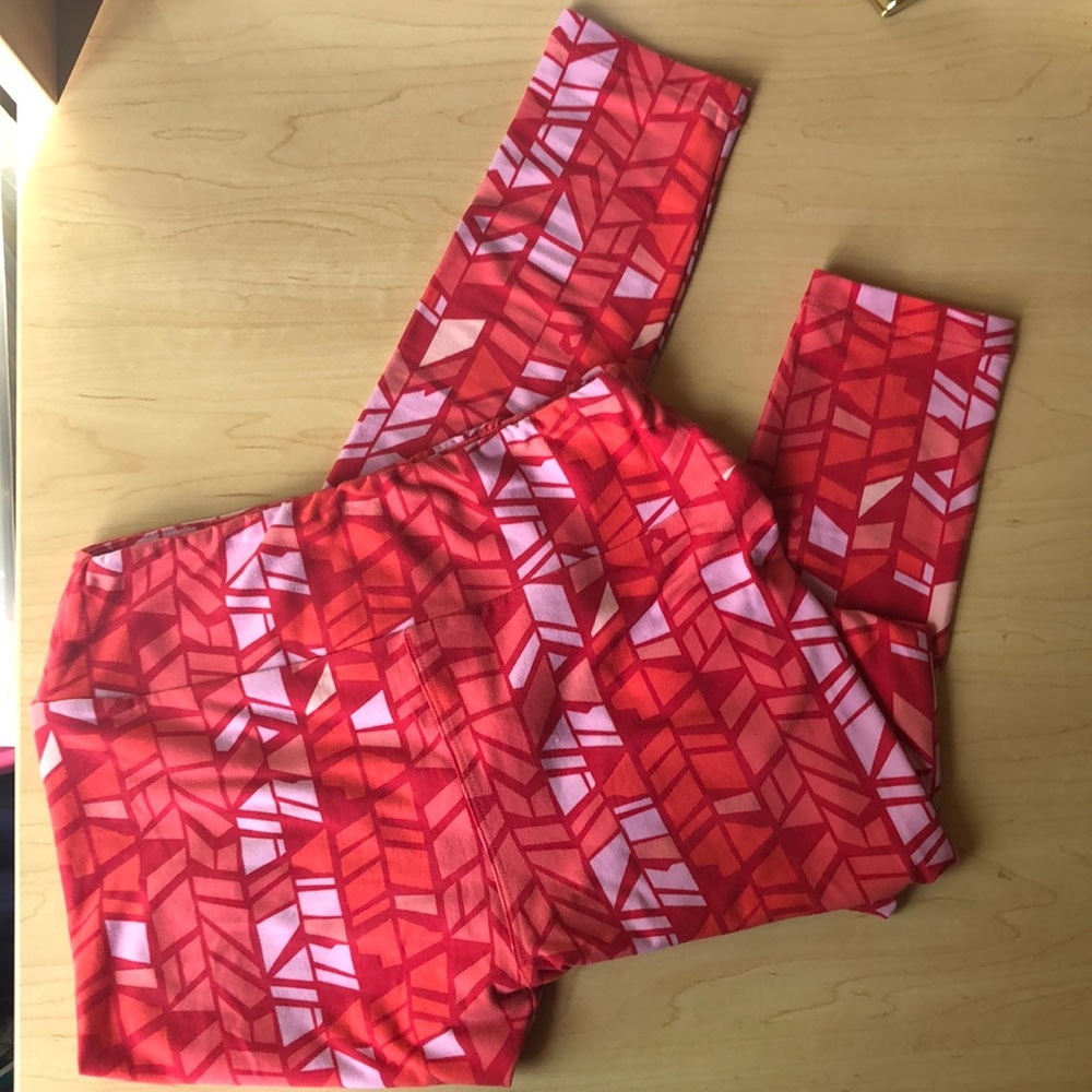 LuLaRoe Pink Leggings OS